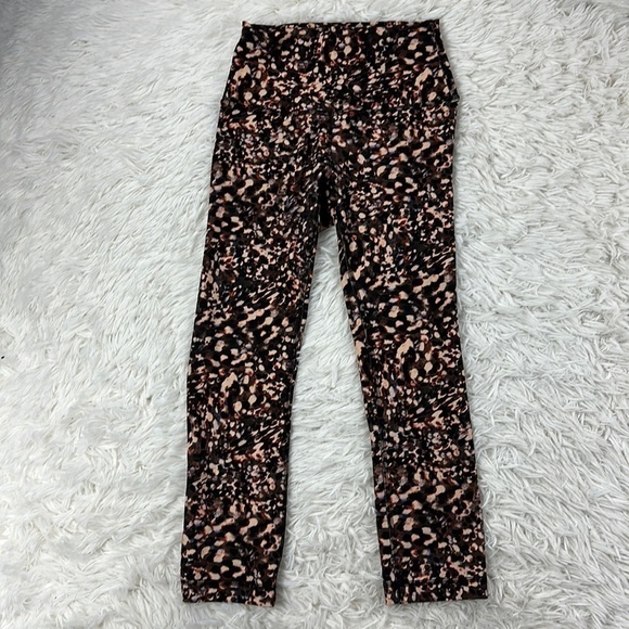 lululemon athletica Pants - Lululemon Wunder Train High-Rise Crop 21" Motion Flux Multi